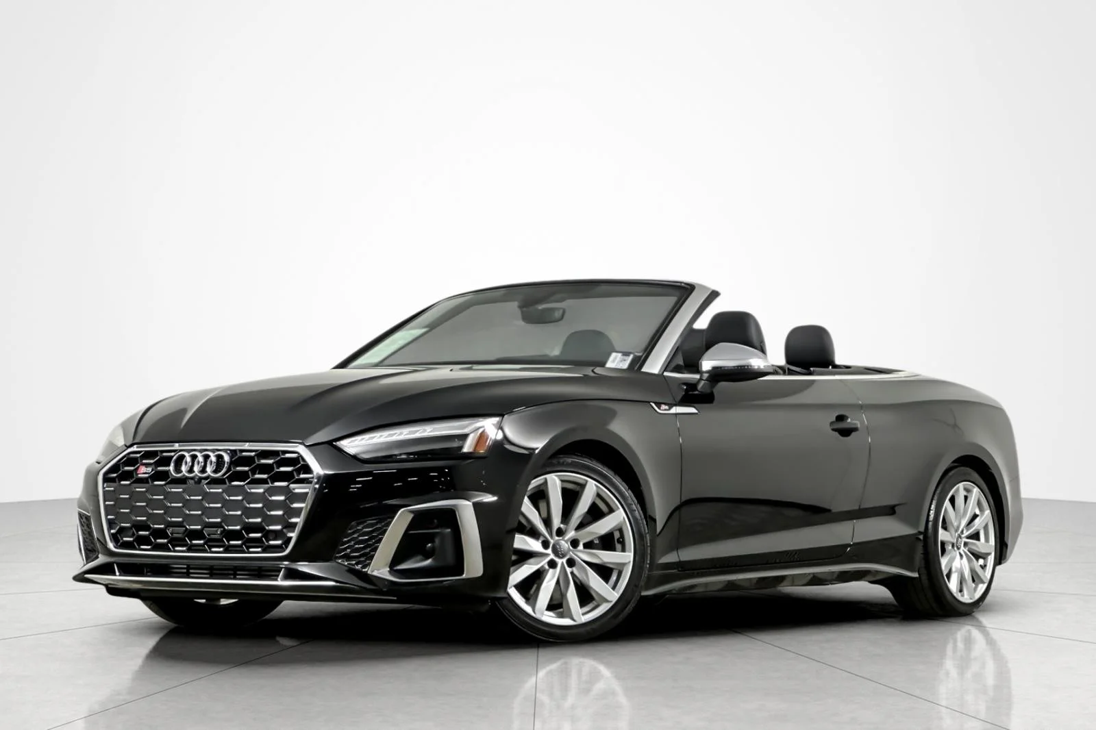 2023 Audi S5 Cabriolet Premium Plus quattro Tiptronic's photo