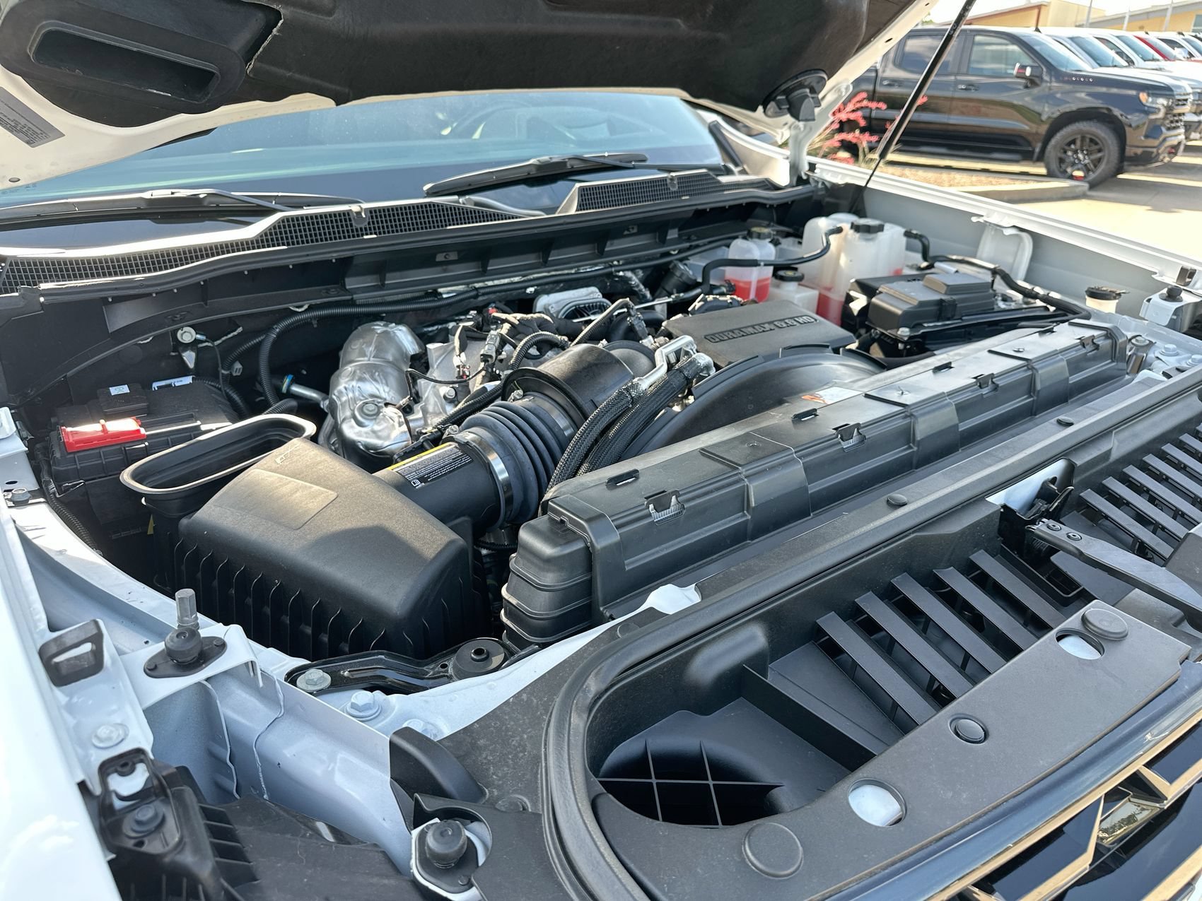 Used 2025 Summit White Chevrolet ZR2 image 28