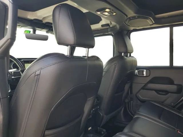Used 2021 Granite Crystal Metallic Clearcoat Jeep Overland image 26