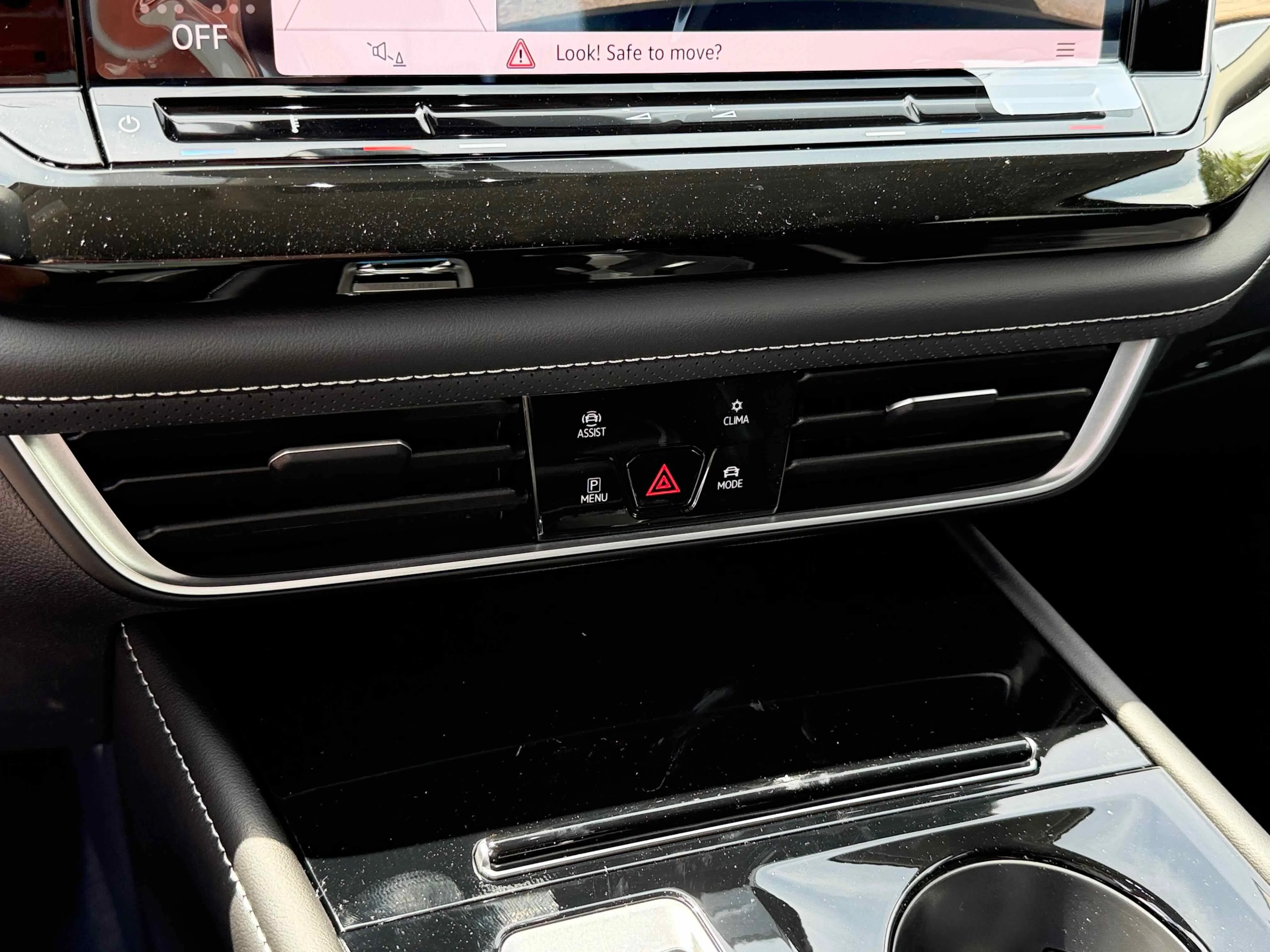 New 2026 Blue Volkswagen 2.0T SE w/Technology image 23