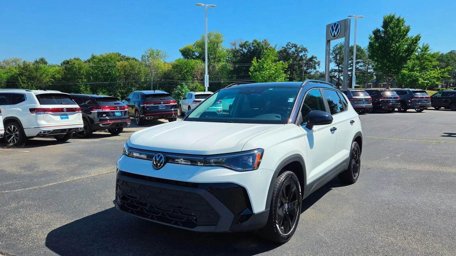 2027 Volkswagen Taos