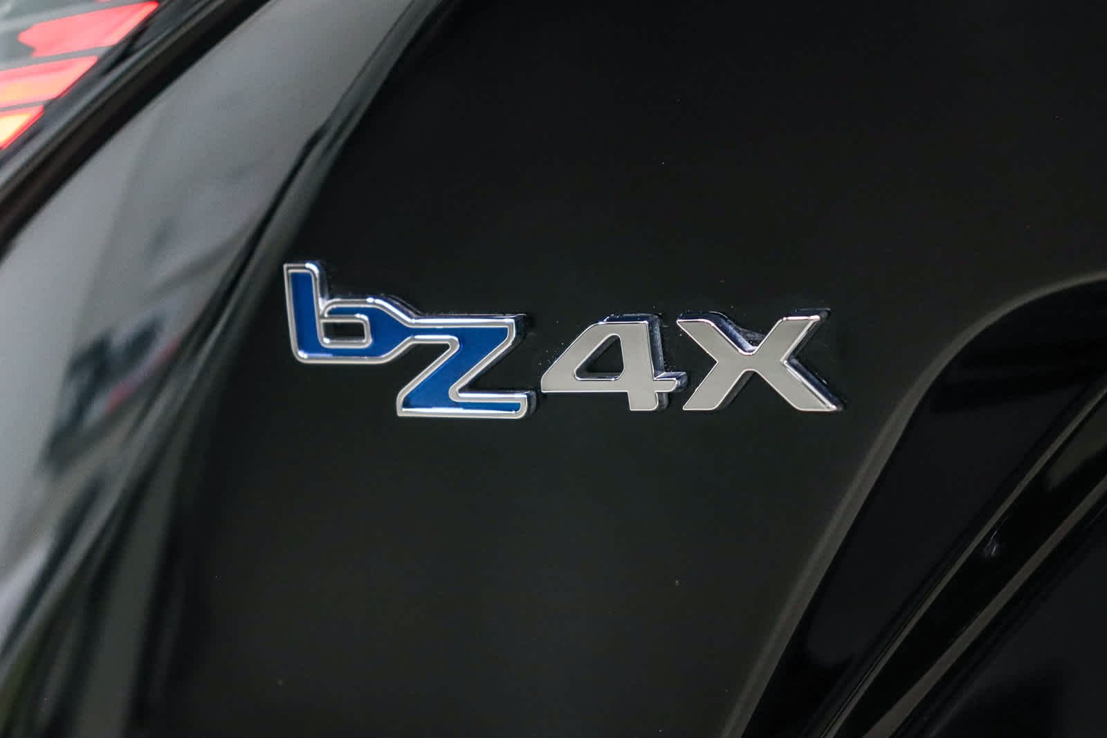 Used 2024 Black Toyota XLE image 13