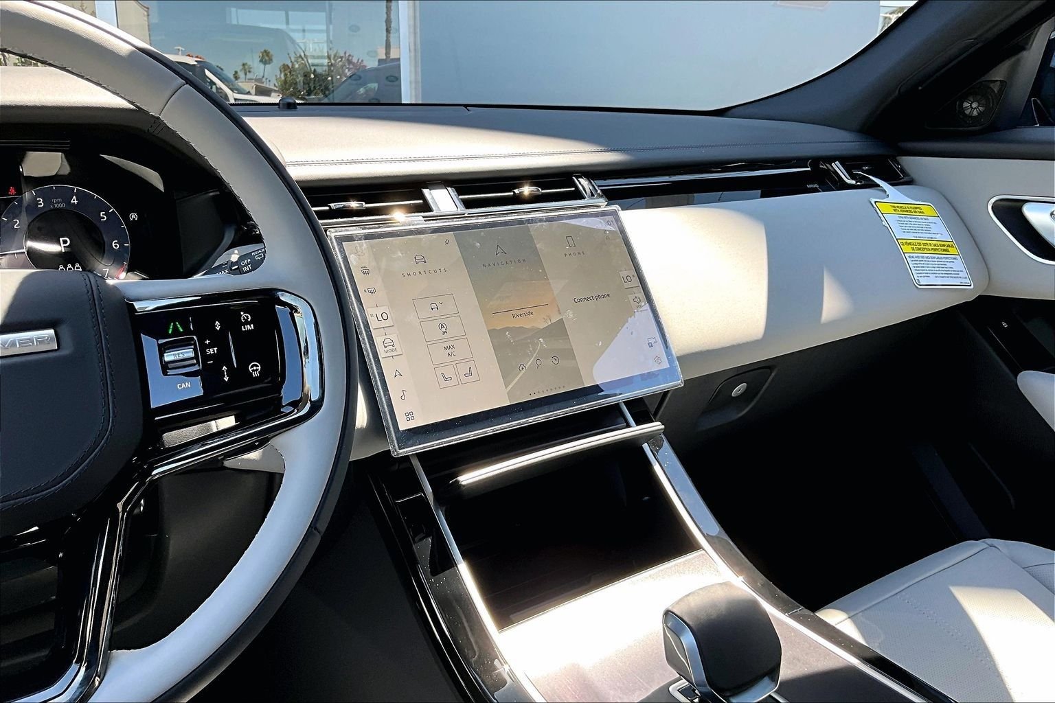 New 2026 Arroios Grey Land Rover Belgravia Edition image 7