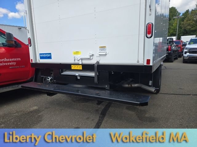 Used 2024 Summit White Chevrolet 2WT image 8