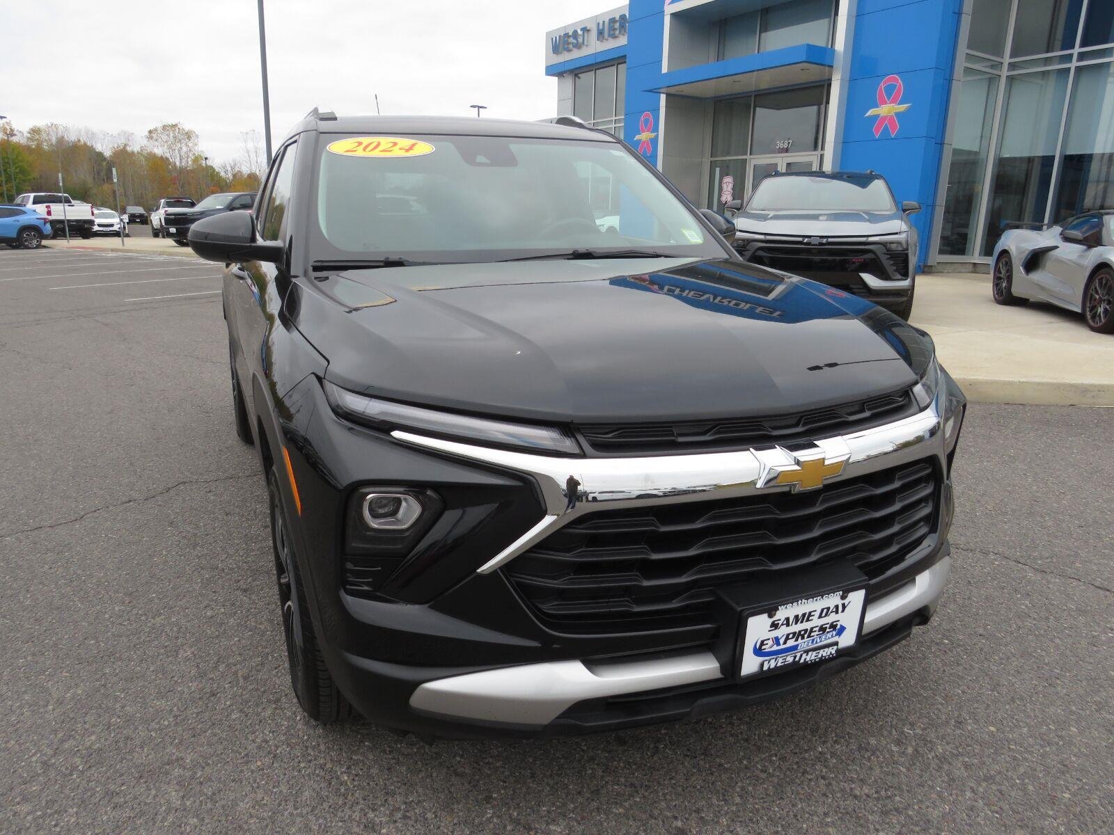 Used 2024 Mosaic Black Metallic Chevrolet LT image 4
