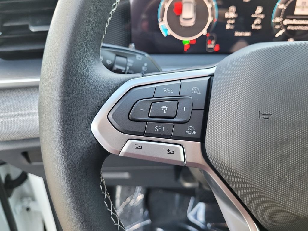 New 2026 White/off-white Volkswagen S image 21