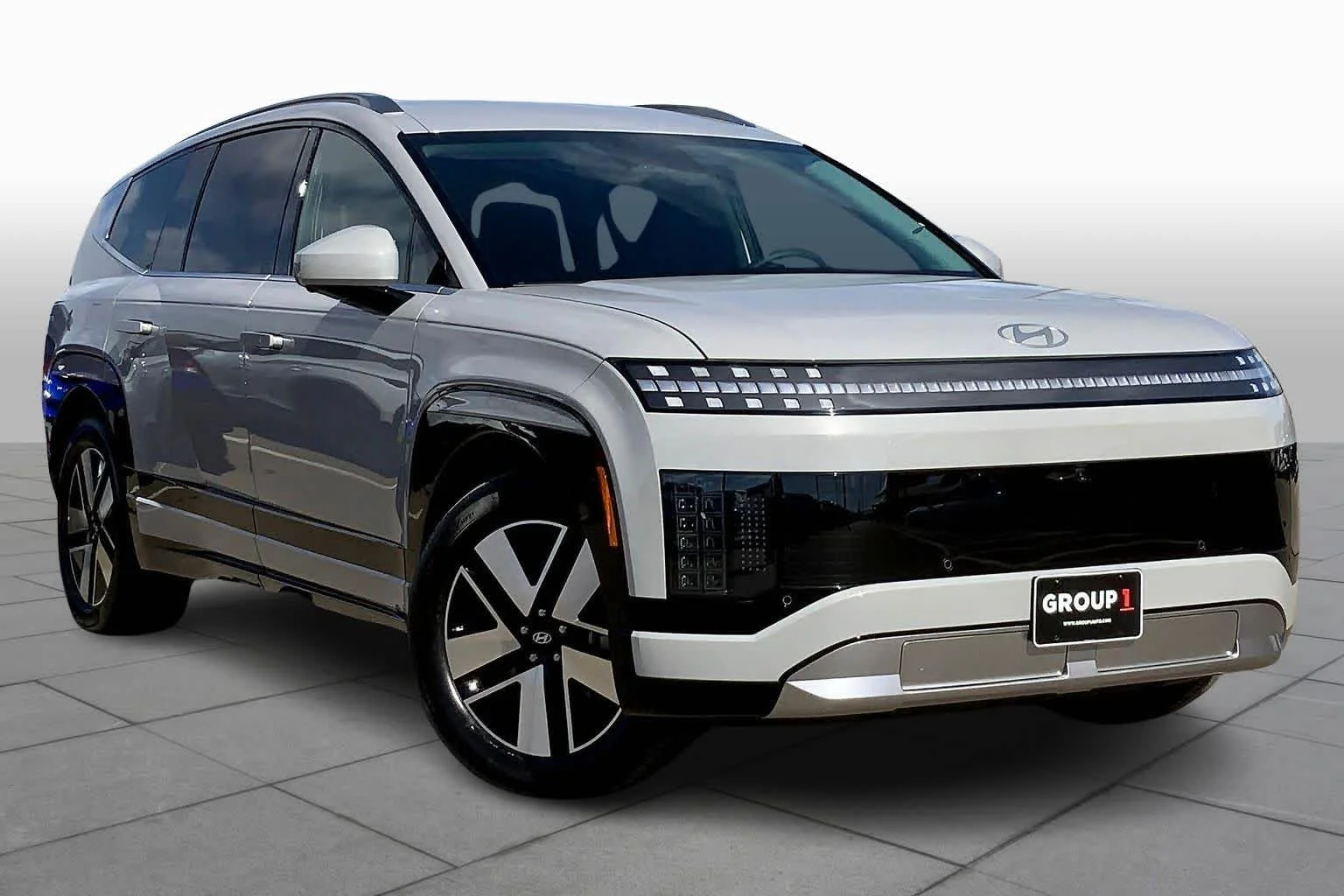 2026 Hyundai IONIQ 9 SEL - Photo 2