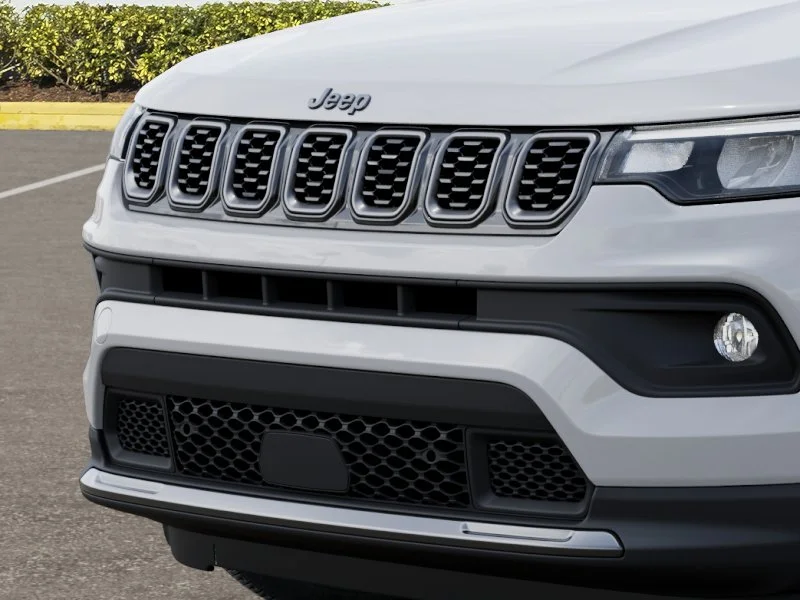 New 2026 Bright White Clear-Coat Exterior Paint Jeep Latitude image 40