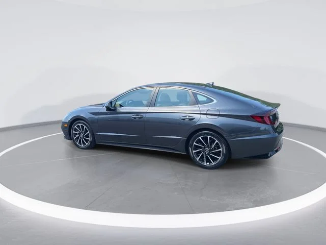 Used 2021 Gray Hyundai Limited image 5