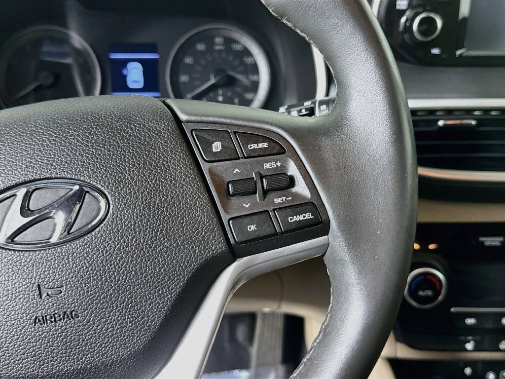 Used 2019 White Pearl Hyundai Limited image 11