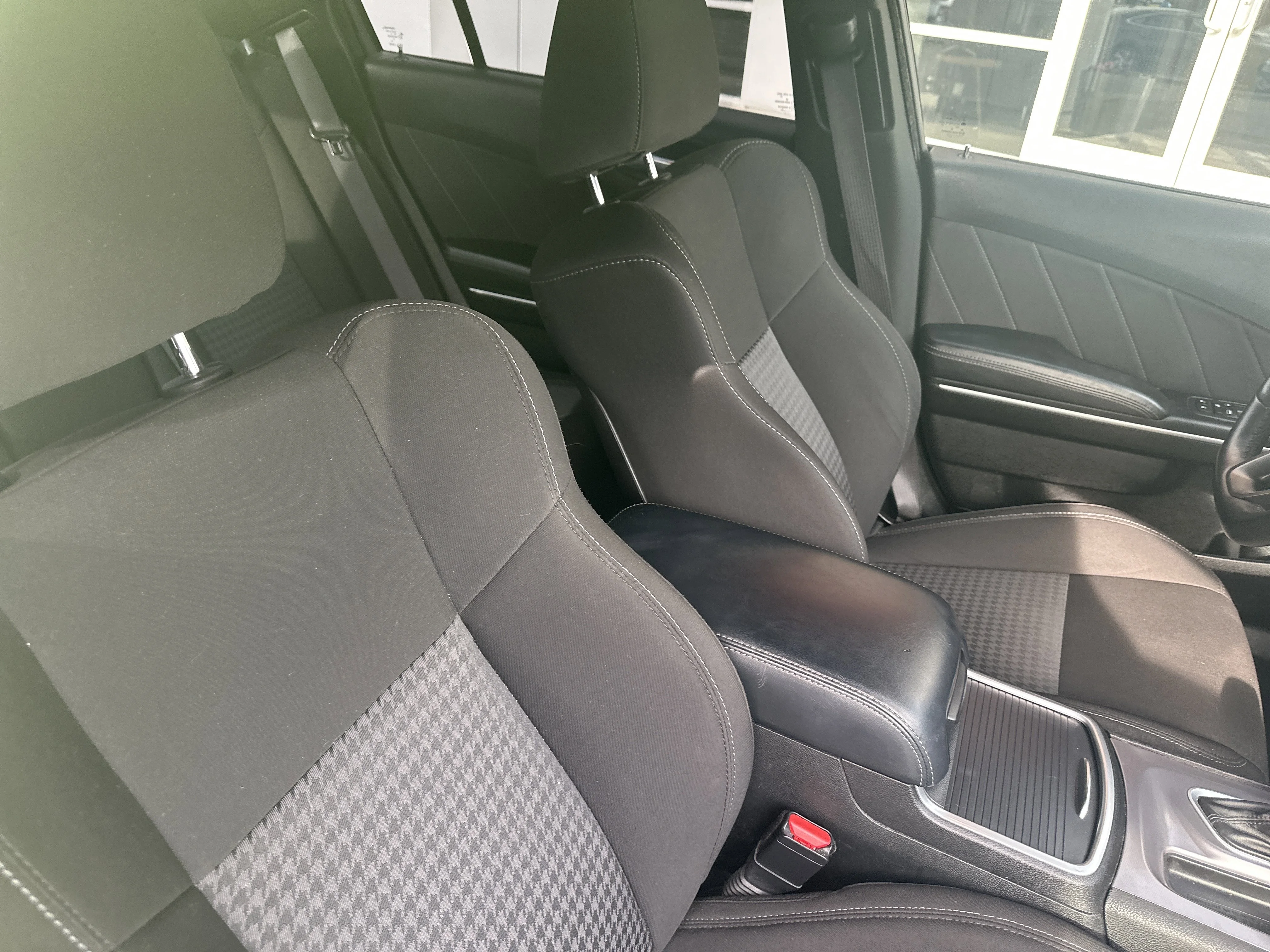 Used 2023 Sublime Metallic Clearcoat Dodge R/T image 33