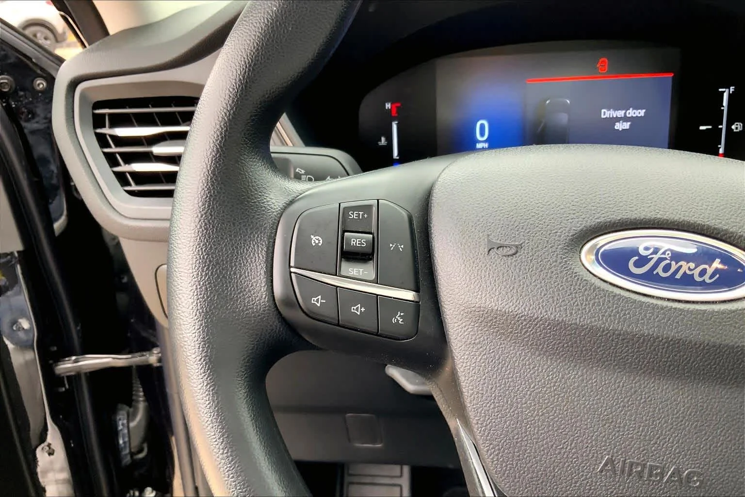 Used 2025 Agate Black Ford Active image 23