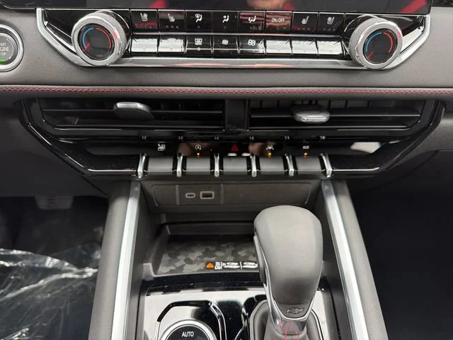 New 2026 Sterling Gray Metallic Chevrolet Z71 image 30