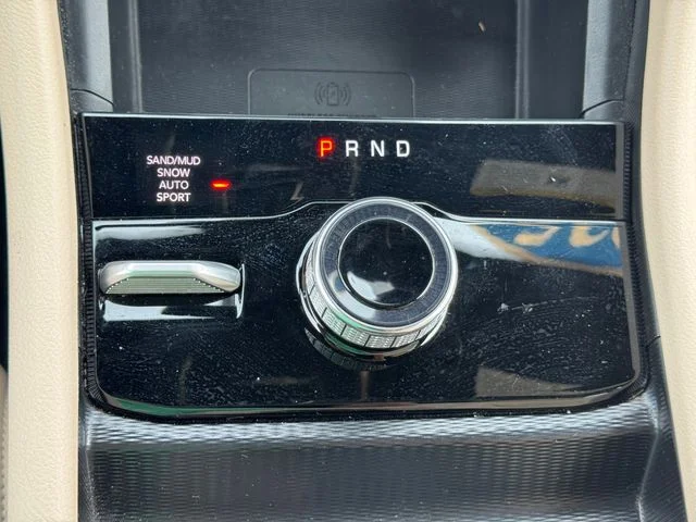 Used 2025 Red Jeep Limited image 40