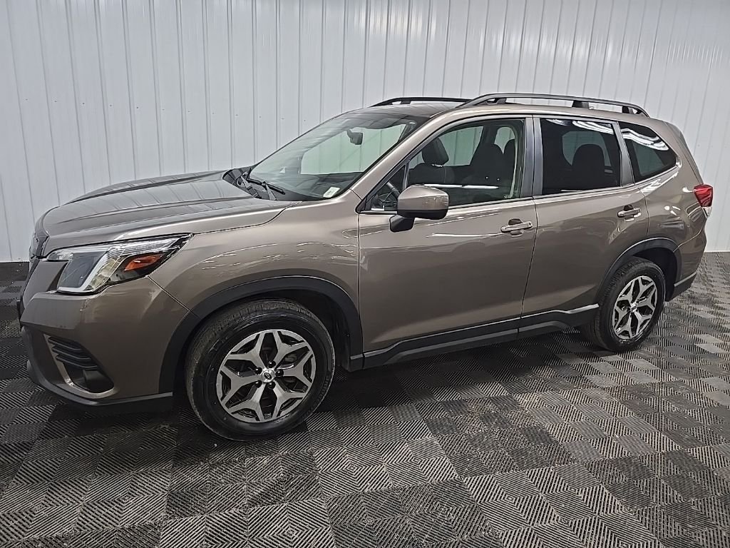 Used 2023 Brown Subaru Premium image 6