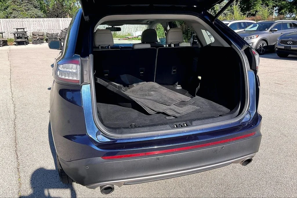 Used 2017 Blue Ford Titanium image 27