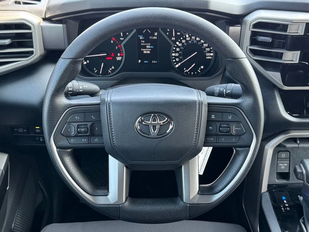 New 2026 Lunar Rock Toyota SR5 image 21