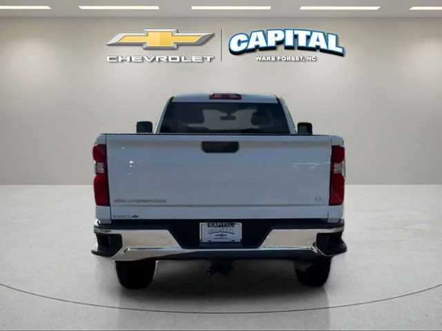 Used 2024 Summit White Chevrolet LT image 6