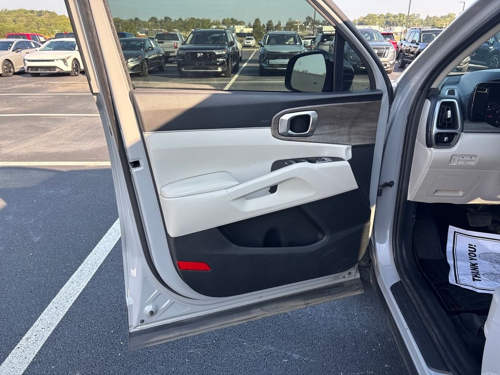 Used 2022 Gray Kia EX image 13