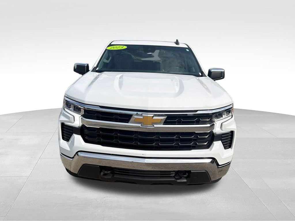 Used 2023 White Chevrolet LT image 8