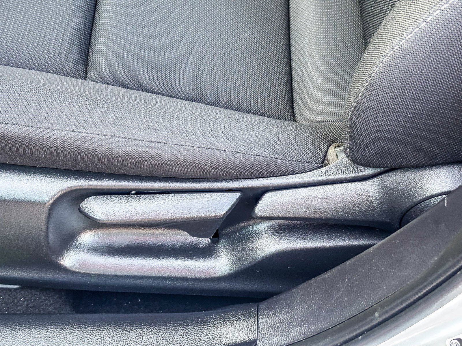 2025 Toyota Corolla LE - Photo 22