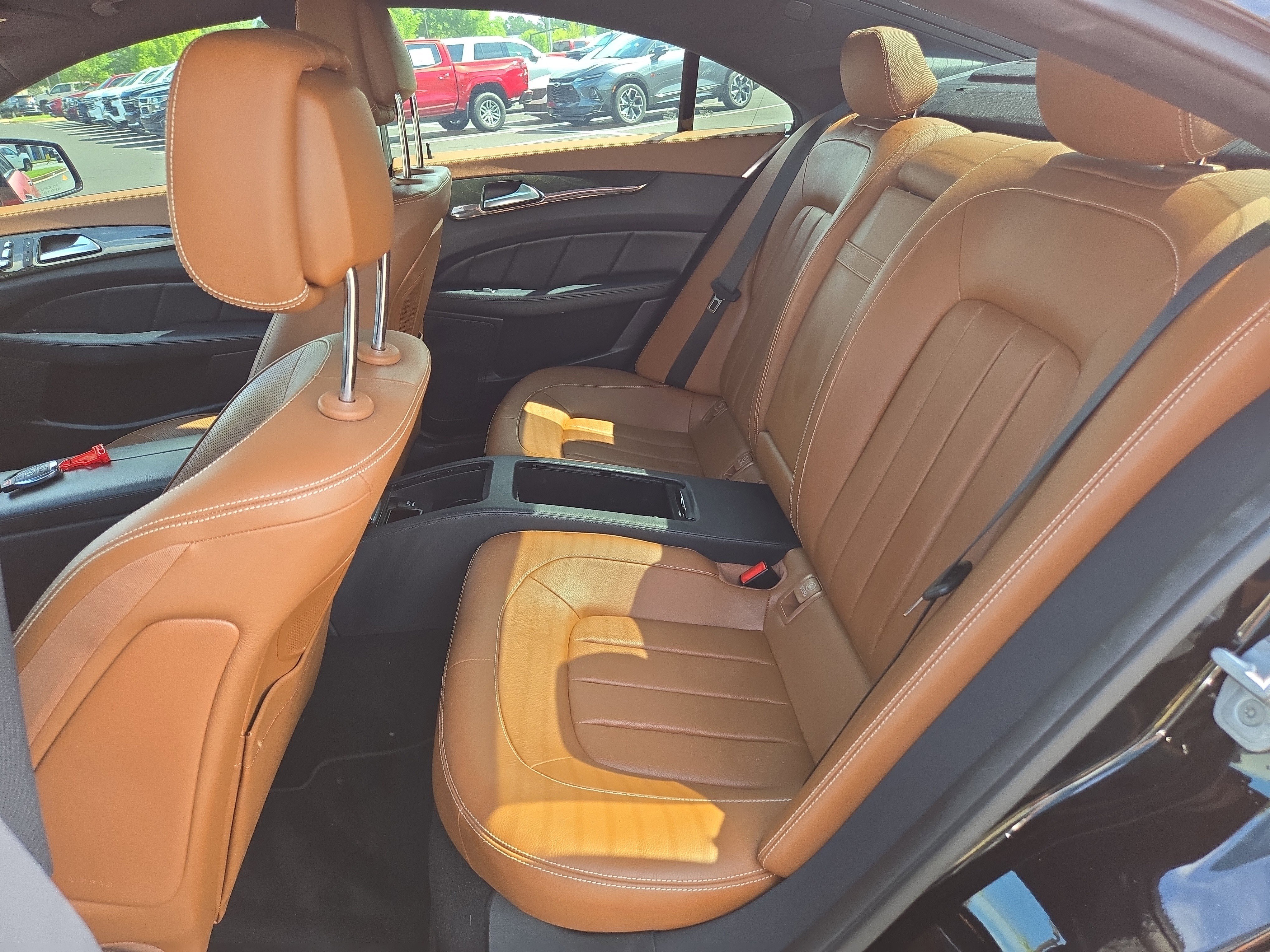 Used 2018 Red Mercedes-Benz 4MATIC® image 20