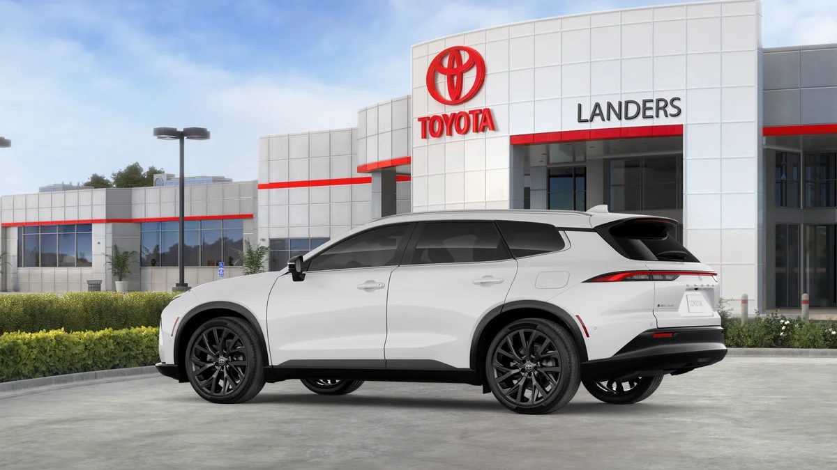 New 2026 Oxygen White Toyota Limited image 5
