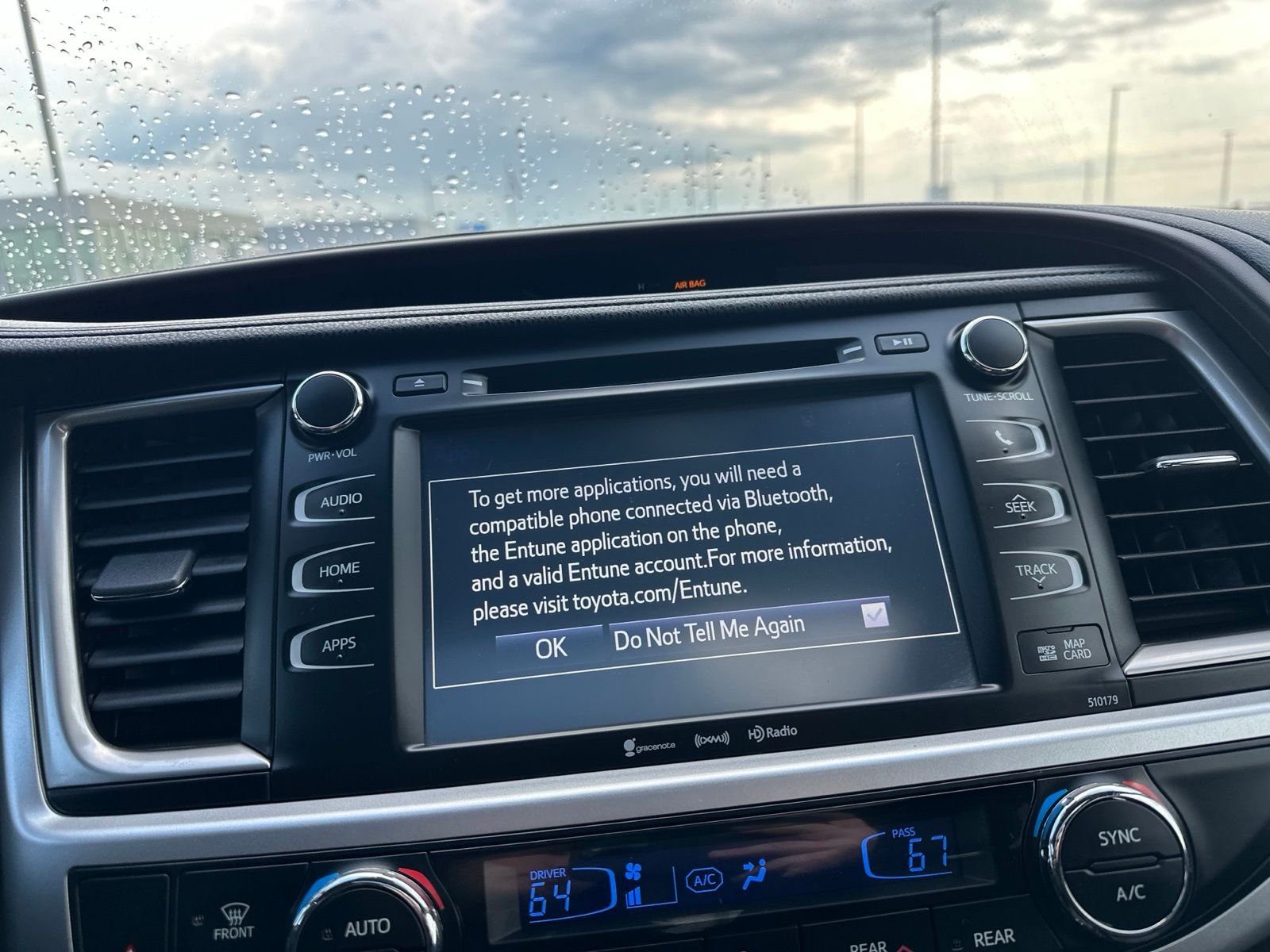 Used 2017  Toyota XLE image 62