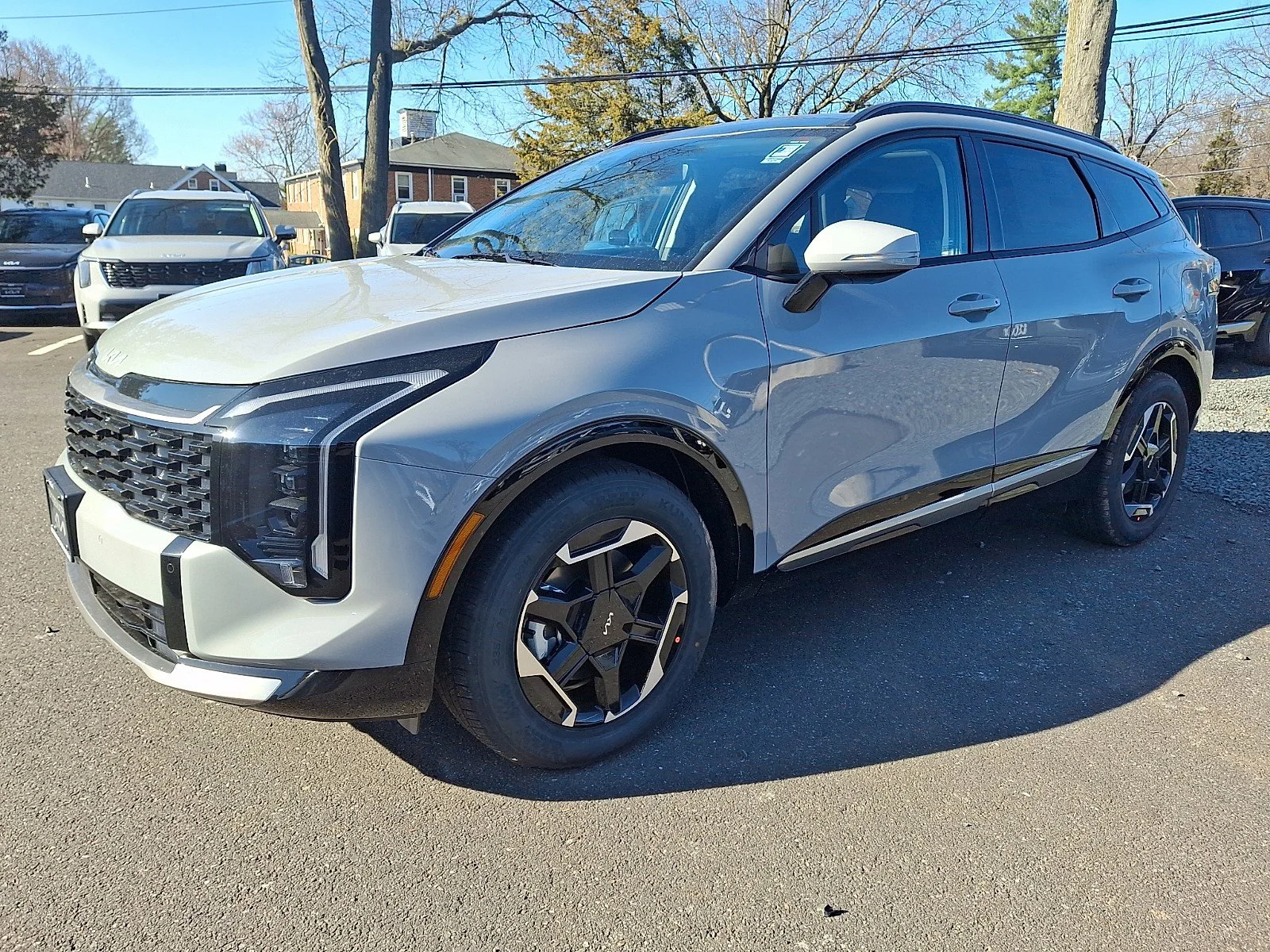 New 2026 Wolf Gray Kia SX image 3