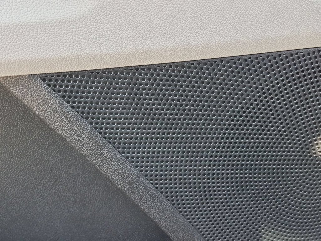 New 2026 Glacial White Pearl Kia S image 25