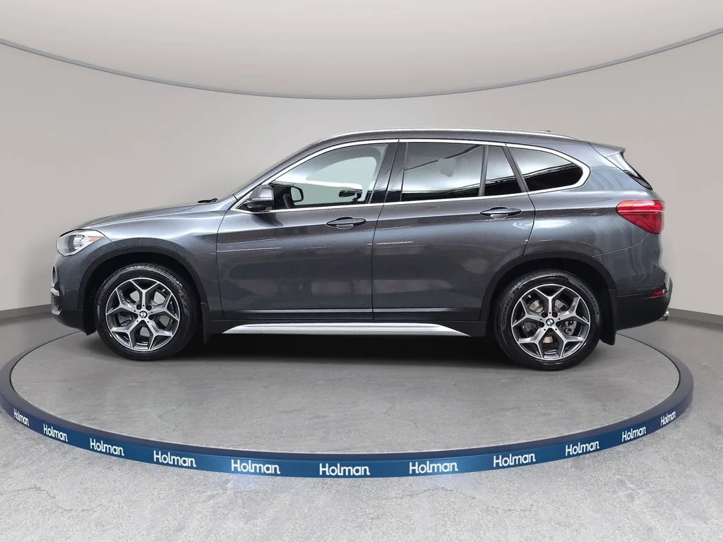 Used 2019 Gray BMW xDrive28i image 9