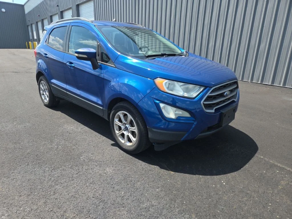 Used 2018 Blue Ford SE image 19