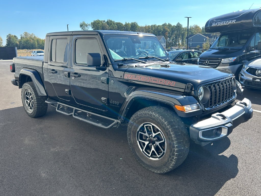 Used 2024 Black Jeep Sport S image 2
