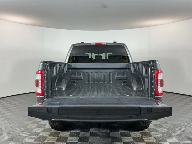 Certified Used 2023  Ford Lariat image 7