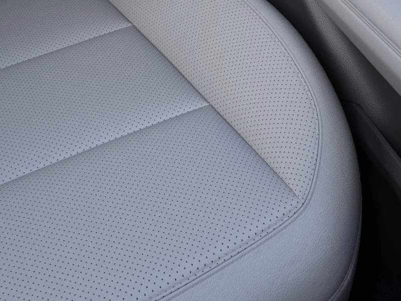 New 2026 Star White Metallic Tri-Coat Ford Platinum™ image 16