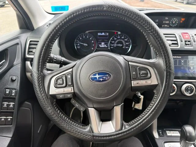 Used 2017 Red Subaru 2.5i Limited image 12
