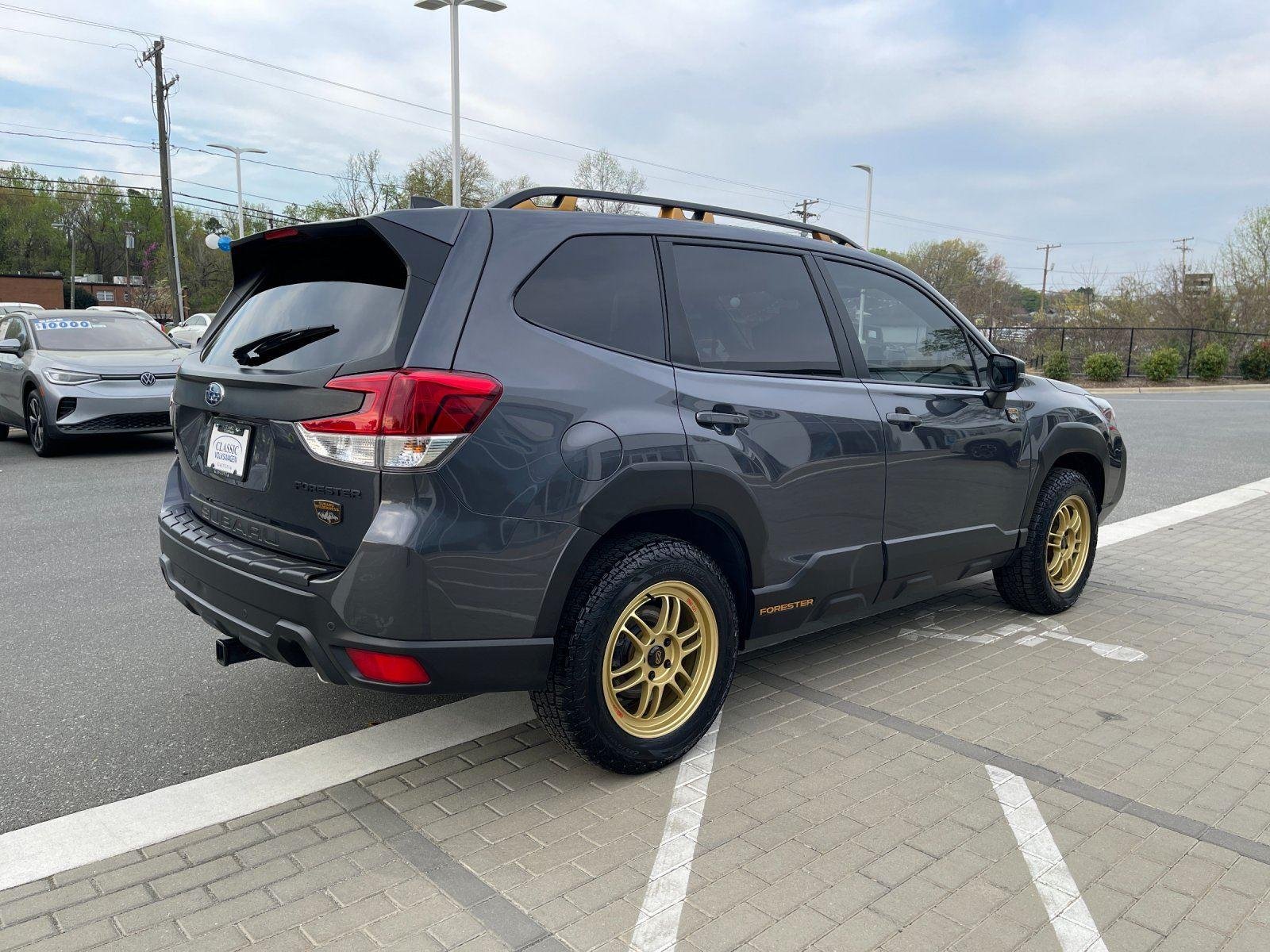 Used 2024 Magnetite Gray Metallic Subaru Wilderness image 5