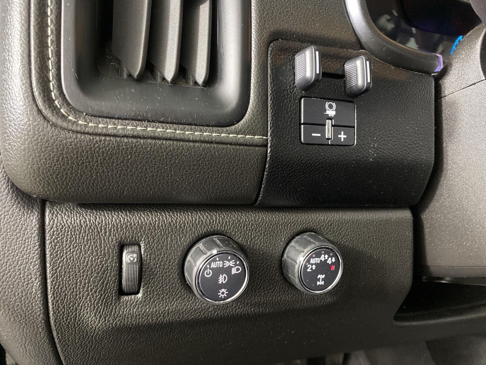 Used 2019 Onyx Black GMC 4WD Denali image 13