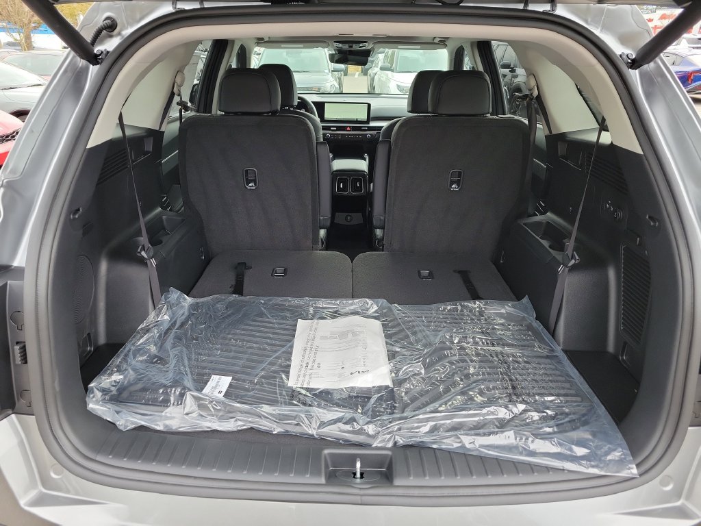 New 2026 Steel Gray Kia EX image 14