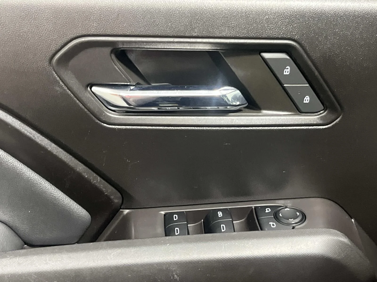 Certified Used 2024 Onyx Black GMC Elevation image 16