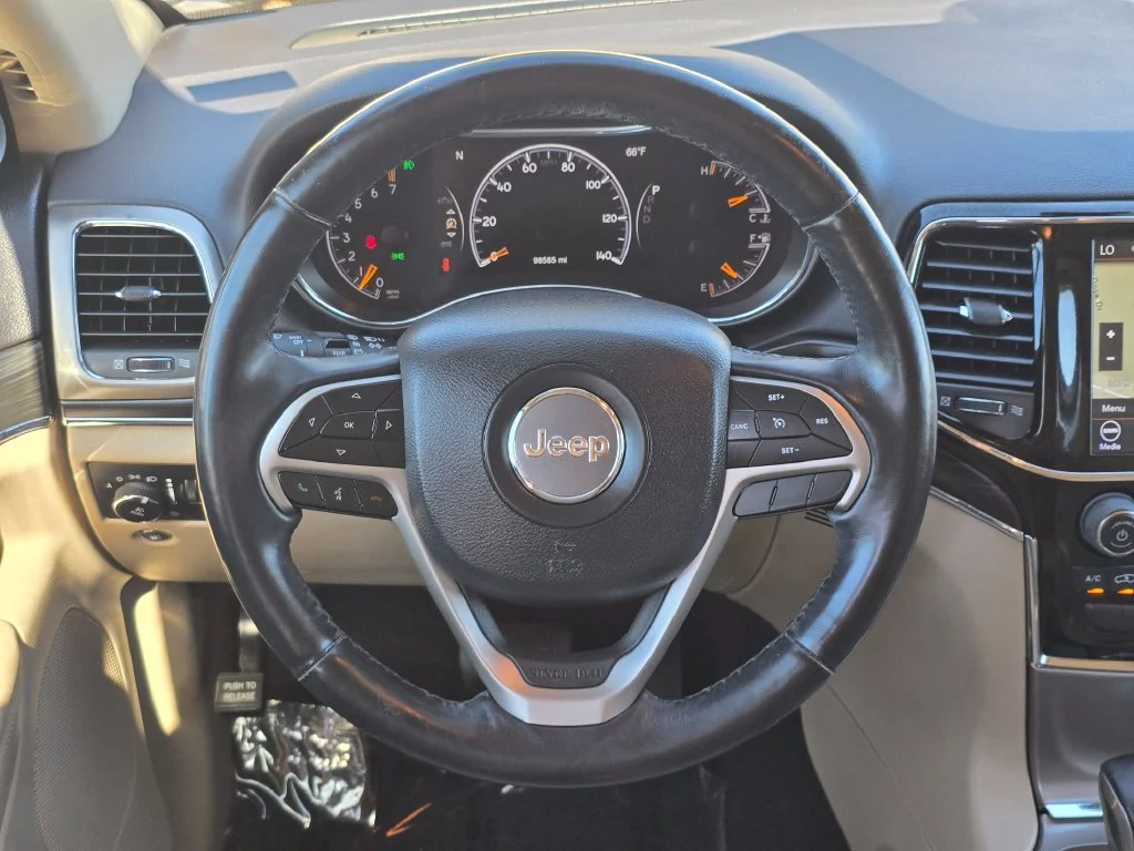 Used 2020 Black Jeep Limited image 7