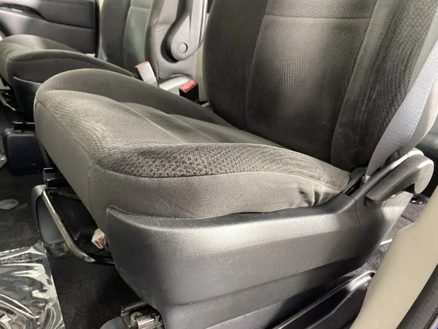 Used 2018 Blue Dodge SE image 15