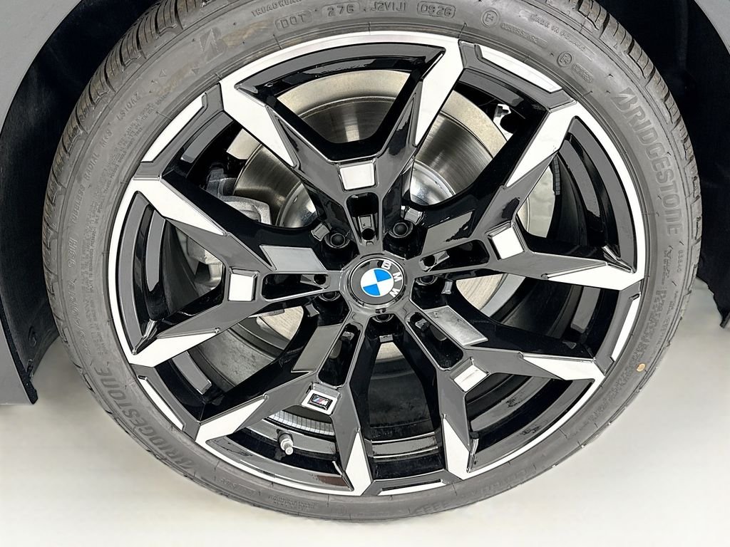 New 2026 Black Sapphire Metallic BMW 330i image 30