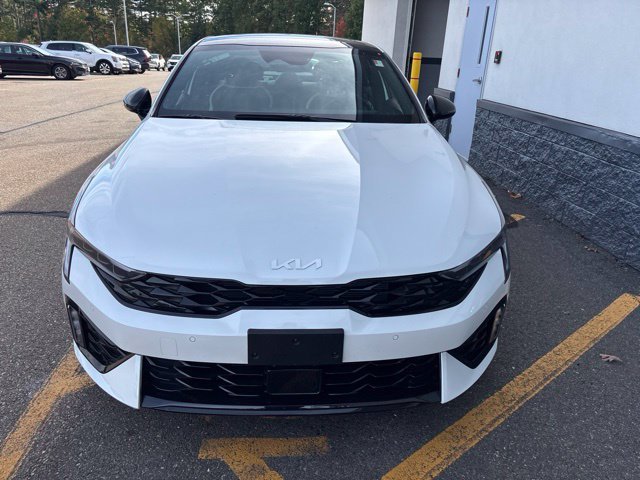 Used 2025 Snow White Pearl Kia GT-Line image 2