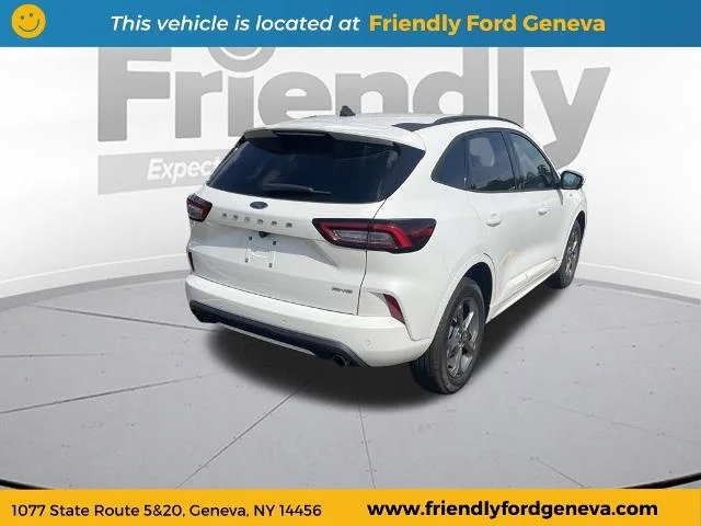 Used 2023 White Metallic Ford ST-Line Select image 5