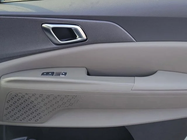New 2026 Ivory Silver Kia EX image 36
