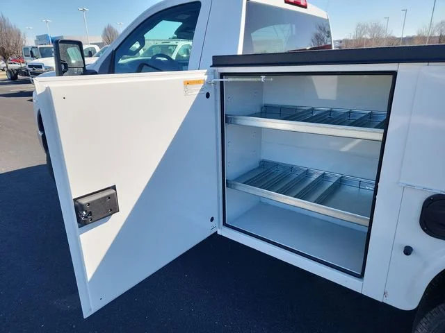 New 2025 Summit White Chevrolet Work Truck image 31