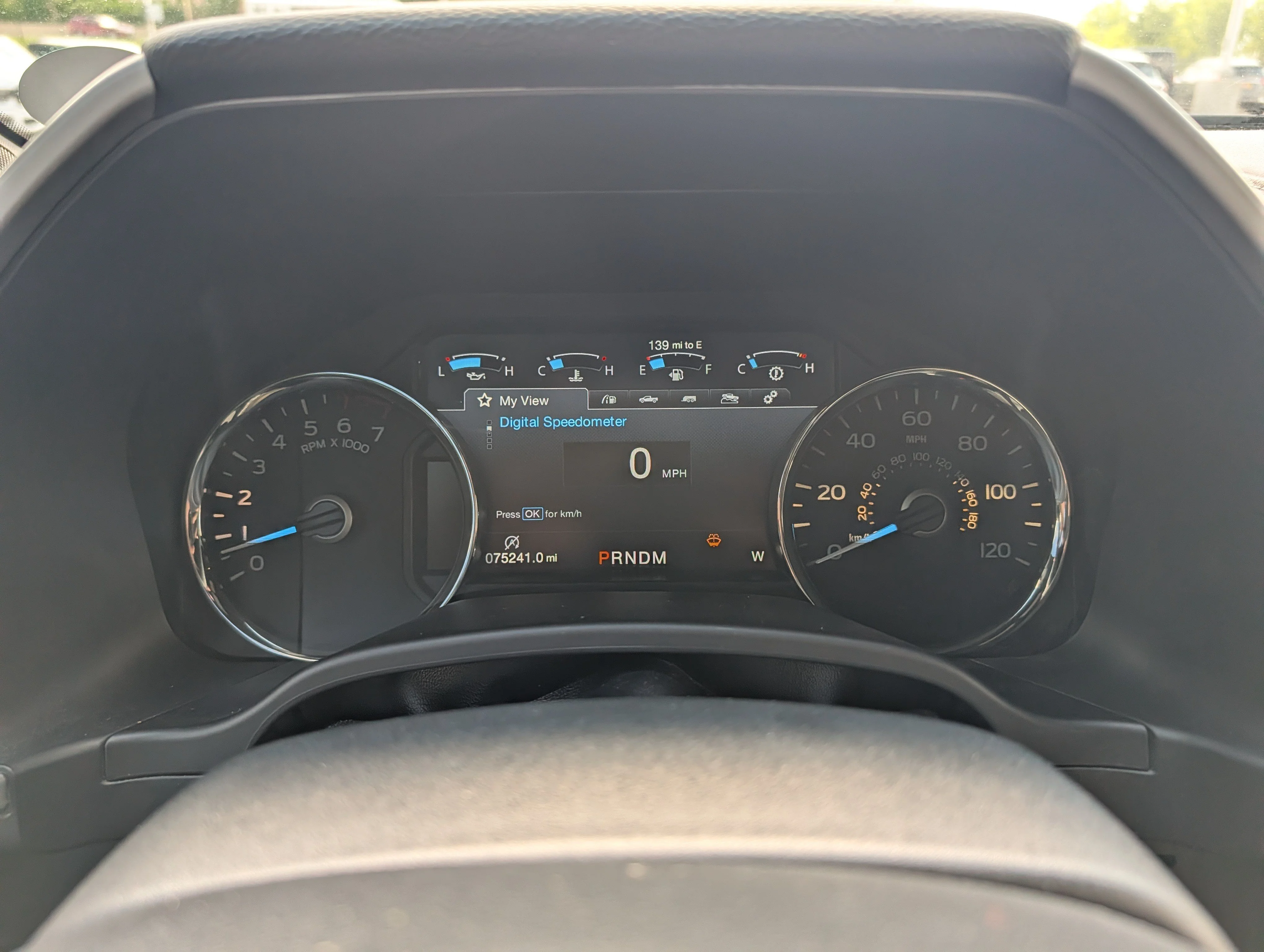 Used 2019 Agate Black Metallic Ford LARIAT image 22