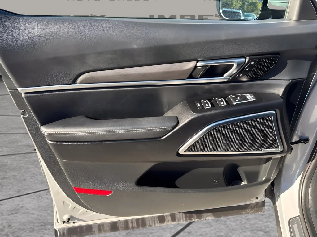 Used 2023 Gray Kia SX X-Line image 27