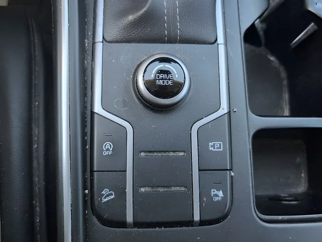 Used 2023 Glacial White Pearl Kia S image 15